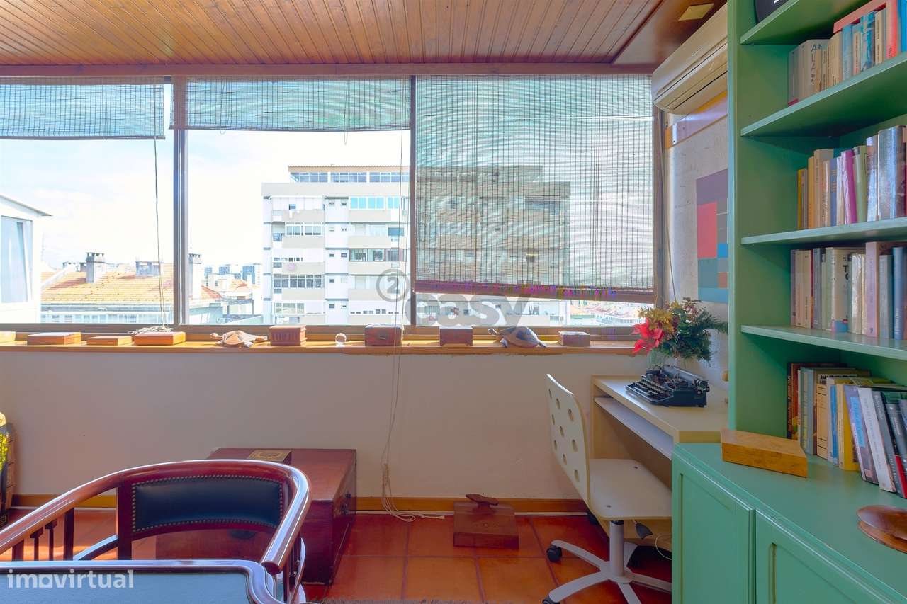 Último Piso com Vista sobre Lisboa, Garagem, Luz, Privacidade e Exclus-6