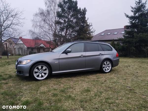 BMW Seria 3 318d - 3