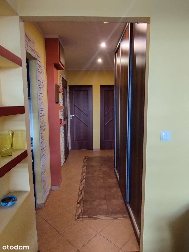 M-5 ul Wrzosowa z prywatnym parkingiem.-11