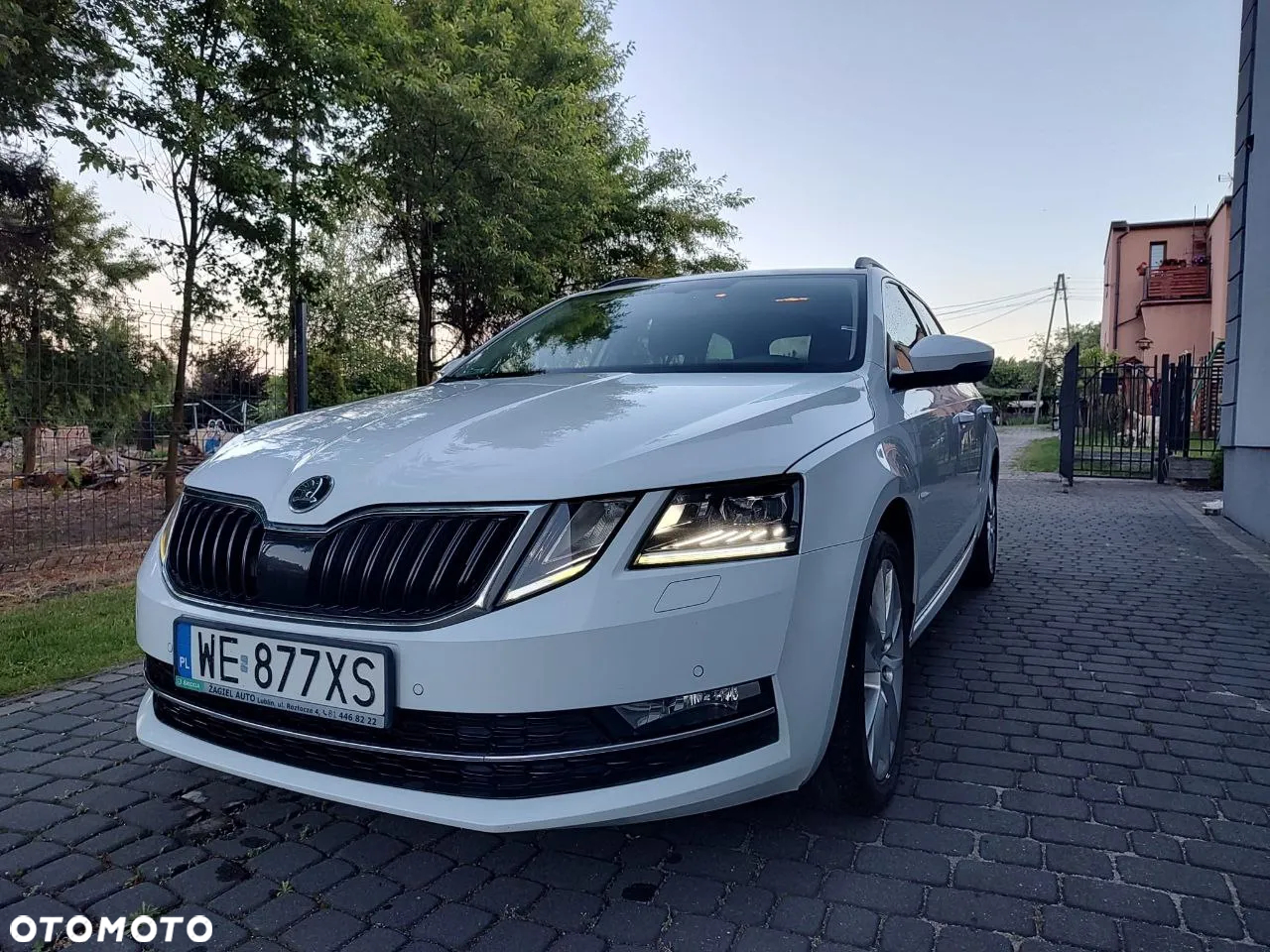 Skoda Octavia 2.0 TDI Style DSG - 2