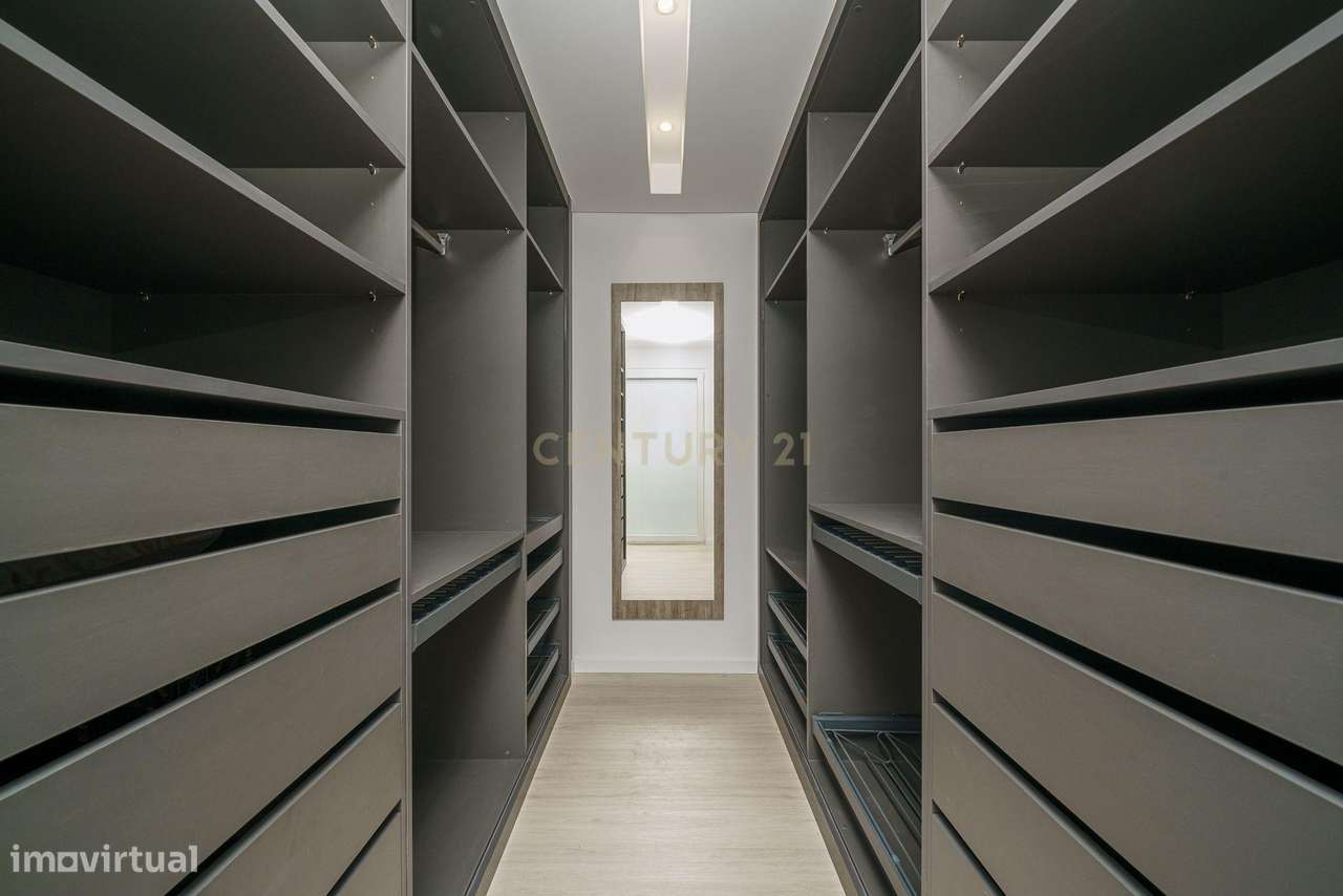 Moradia T3 Térrea a estrear com piscina e vista Serra-Setúbal-33