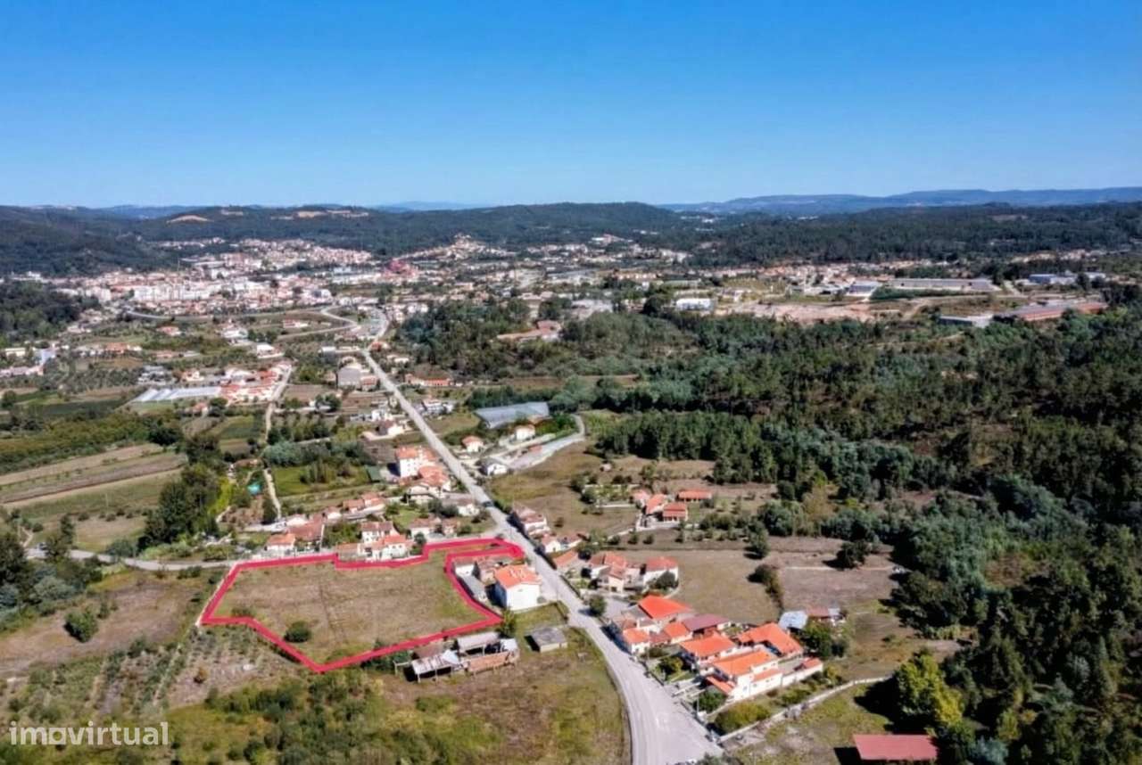 Terreno Urbanizável: Crie a Casa dos Seus Sonhos em Ambiente Tranquilo - Grande imagem: 4/5