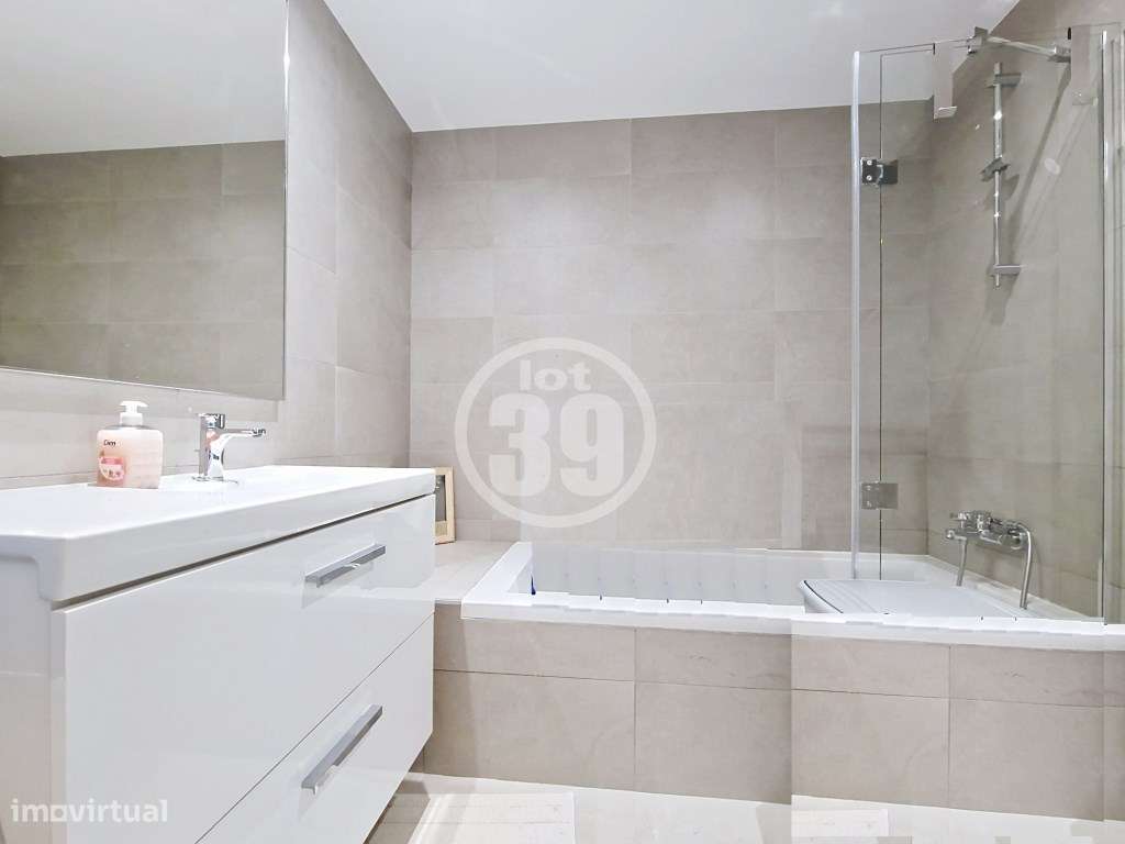 Fantástico apartamento com 3 quartos e inserido num bonito condomín...-8