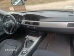 BMW Seria 3 318i - 9