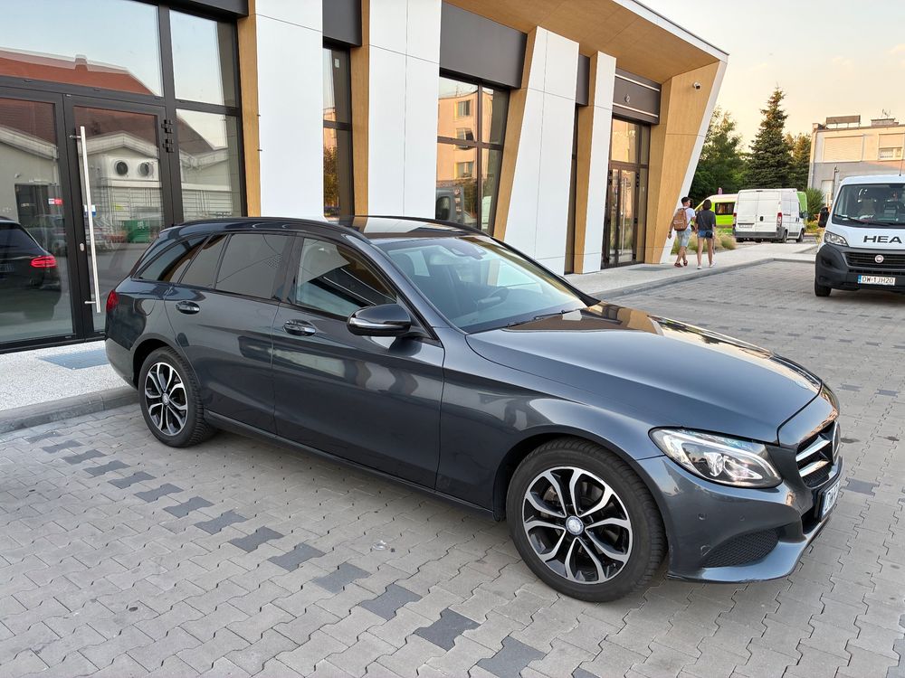Mercedes-Benz C W205 220 d 4Matic 7G-TRONIC Avantgarde 2016
