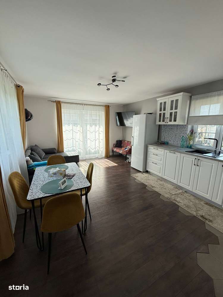 Casă cu 3 camere și garaj, 400 mp teren-17