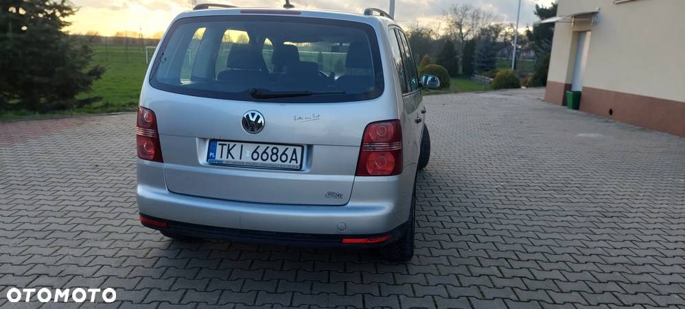 Volkswagen Touran 1.9 TDI DPF Blue Motion Highline - 11