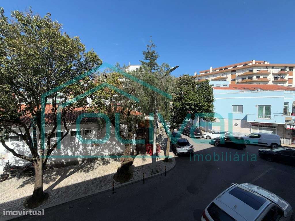 Apartamento T2 Renovado Centro de Alverca do Ribatejo-18