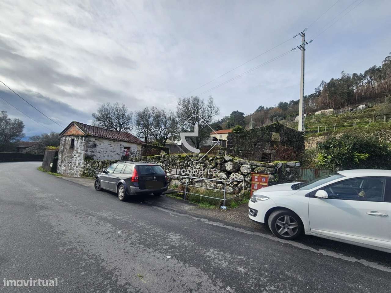 Propriedade para restauro - Loureda - Arcos de Valdevez-7