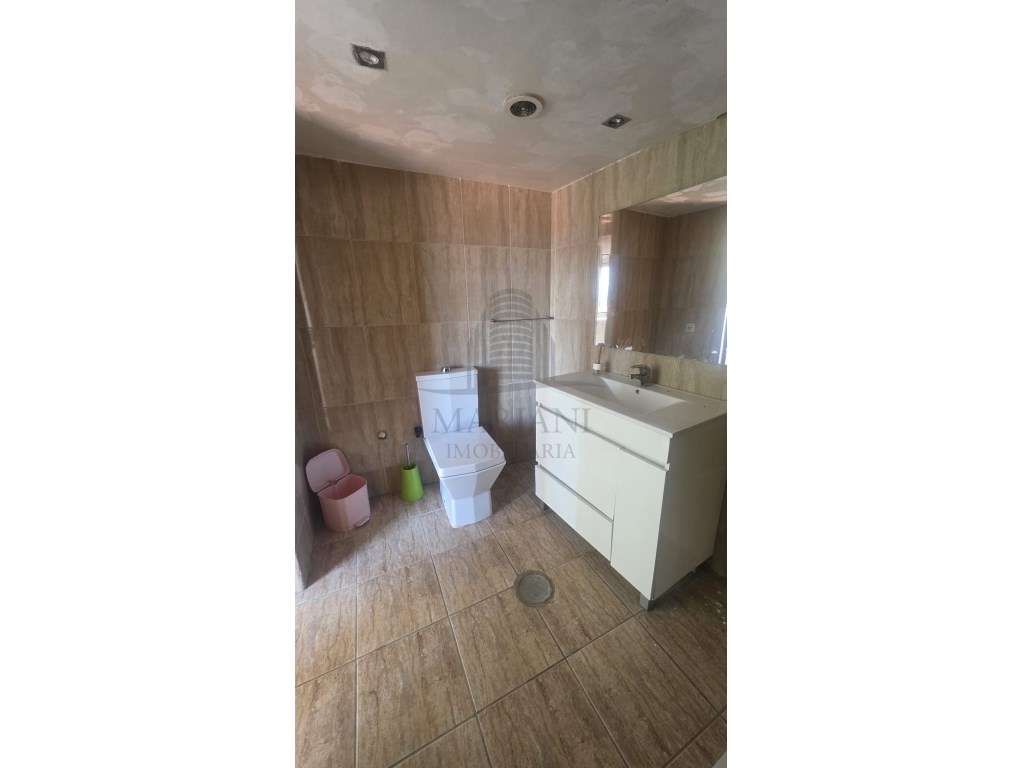 Moradia T2 + T2, em Gondomar - Oportunidade de Investimento-17
