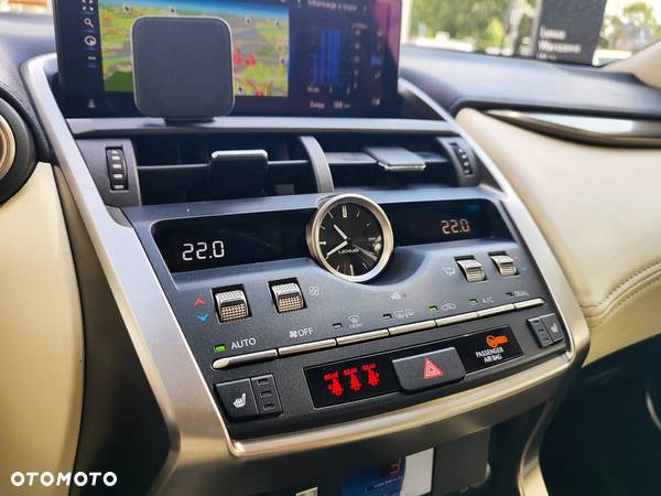 Lexus NX 300 Comfort AWD - 26