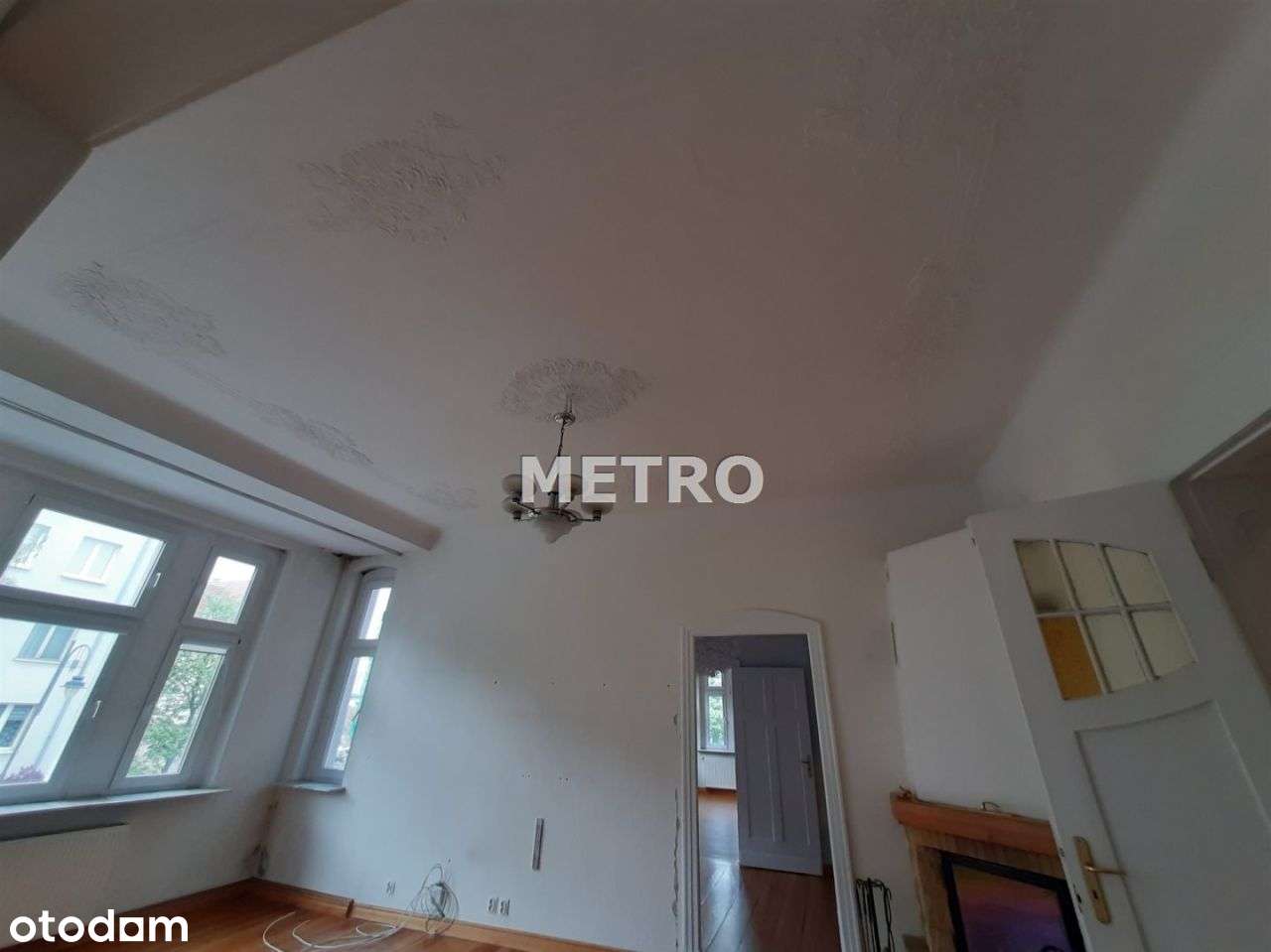 M-5 w pobliżu Teatru Polskiego - Pełny obrazek: 3/20