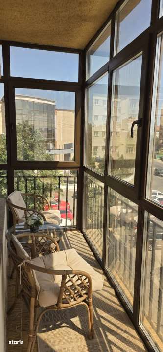 Apartament 3 camere | Academia Navala | Luminos | Rulouri - Imagine principală: 4/10