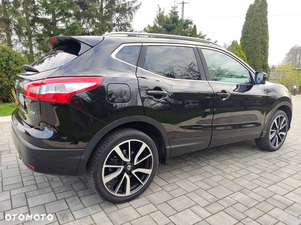 Nissan Qashqai 1.5 dCi TEKNA - 3