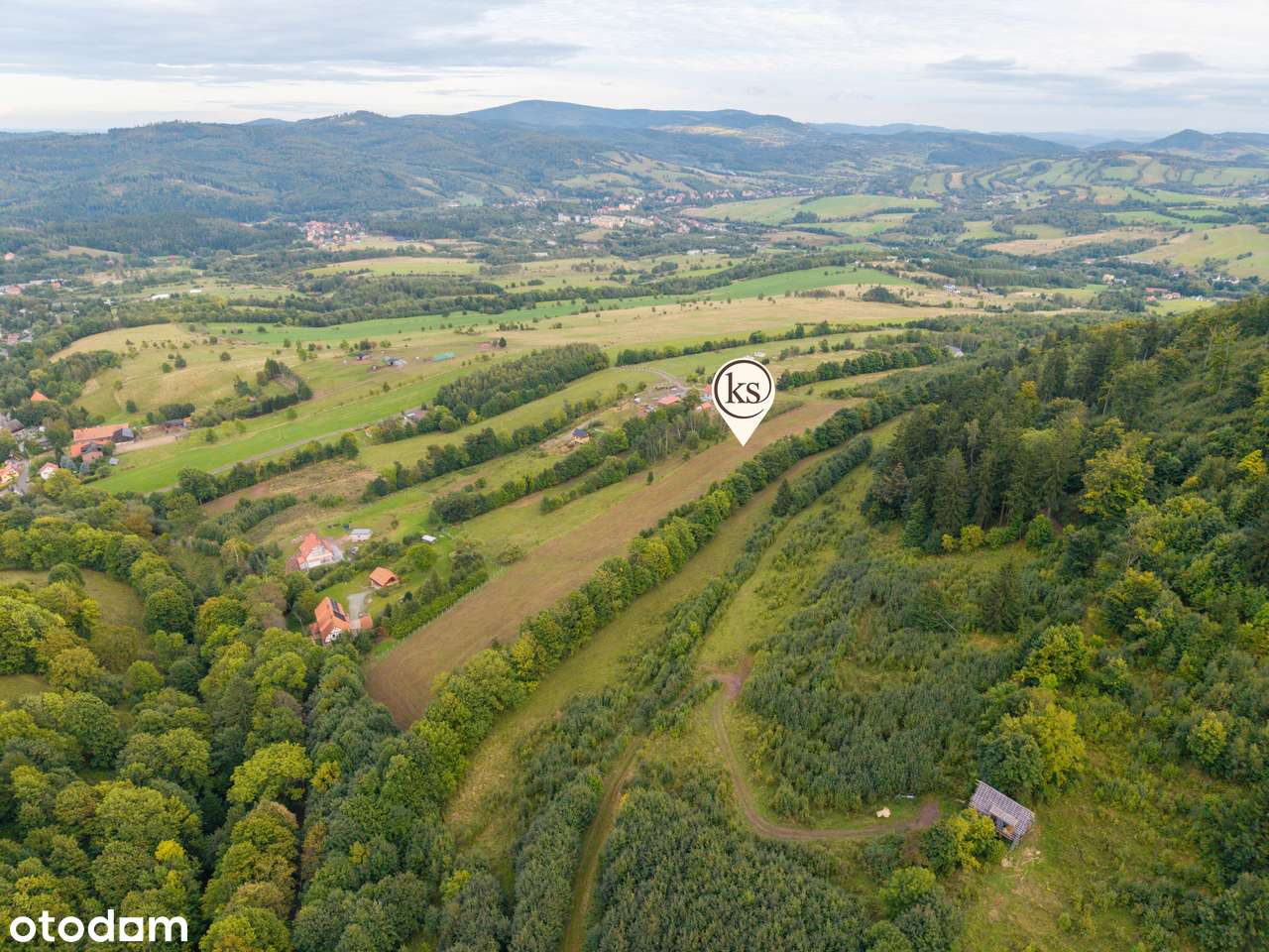 Działka z panoramicznym widokiem na Góry Sowie!!! - Pełny obrazek: 5/9