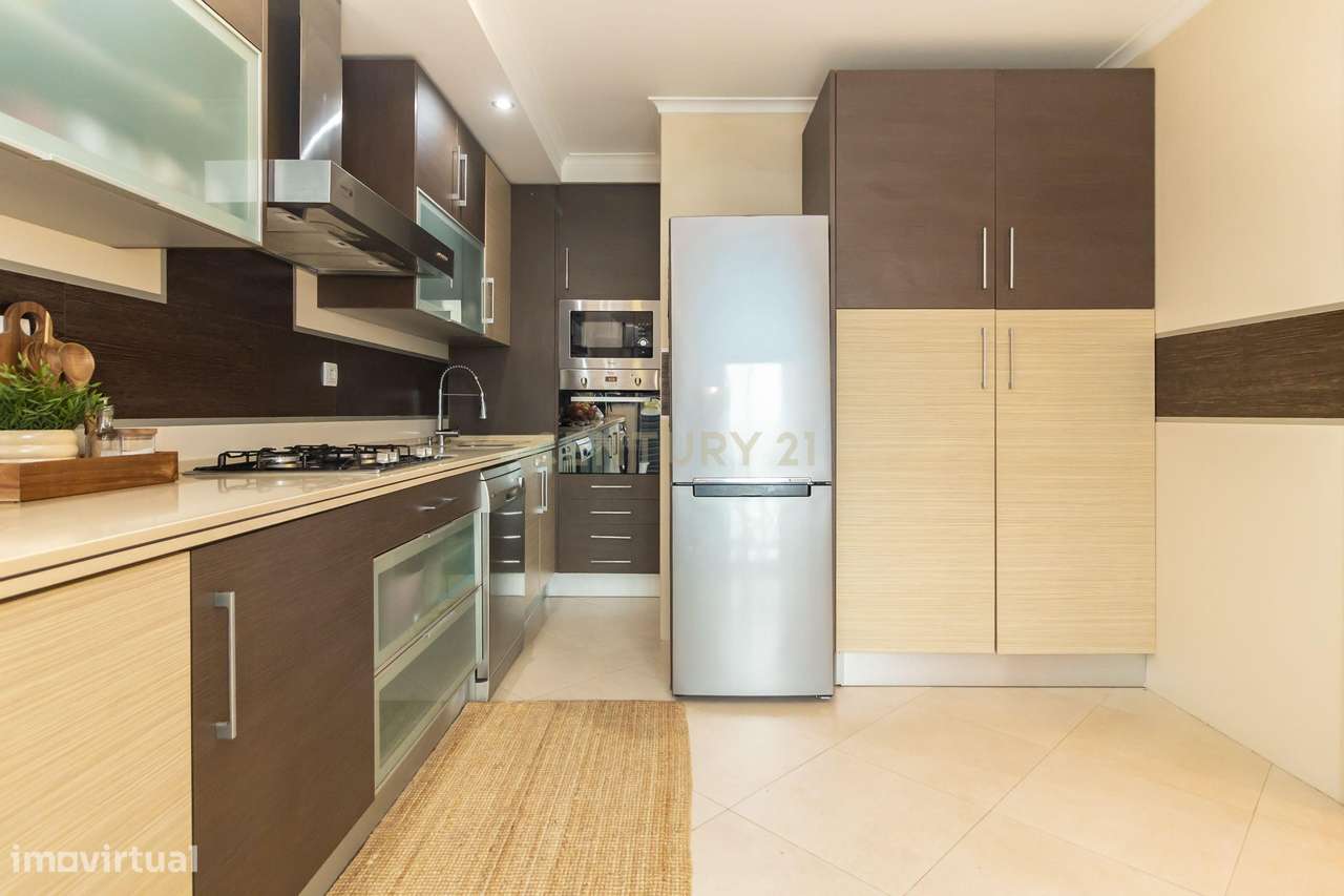 Apartamento T2 c/ garagem e arrecadação, Redondos, Fernão Ferro-8
