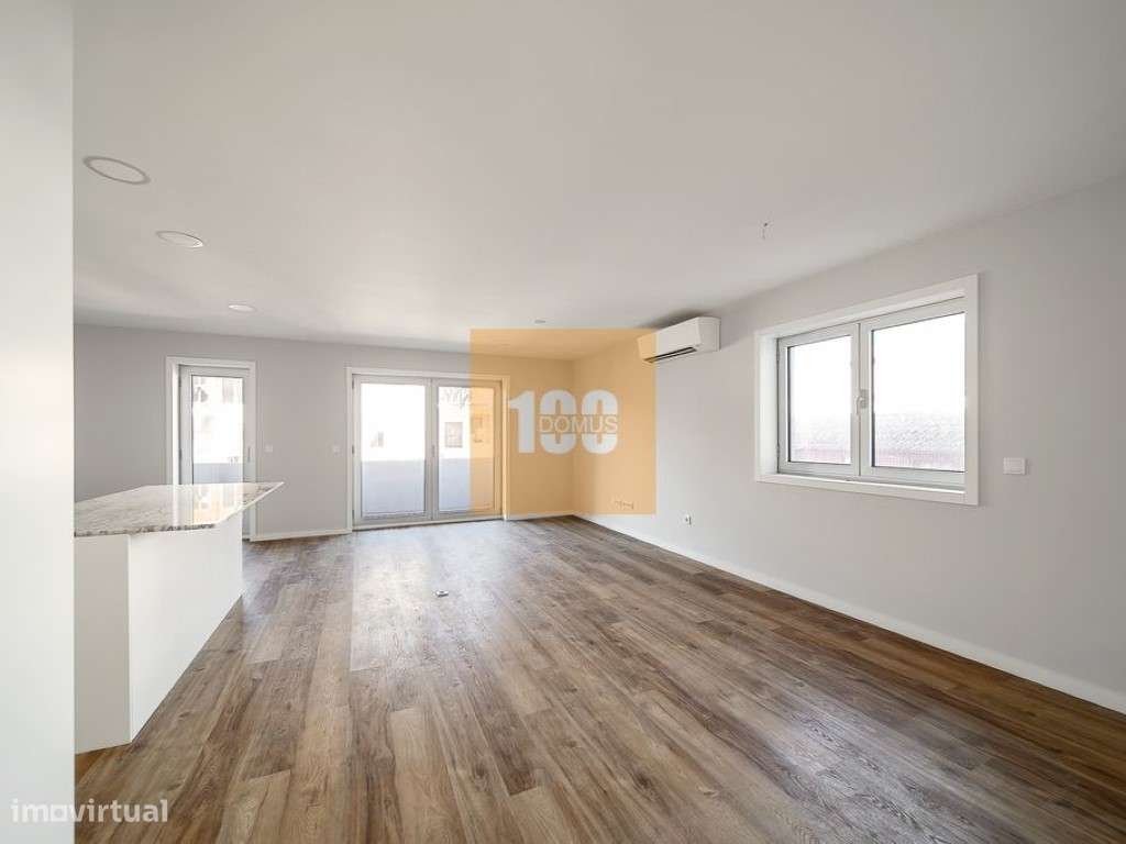 T3 com garagem ao Metro da Trindade - Grande imagem: 3/31