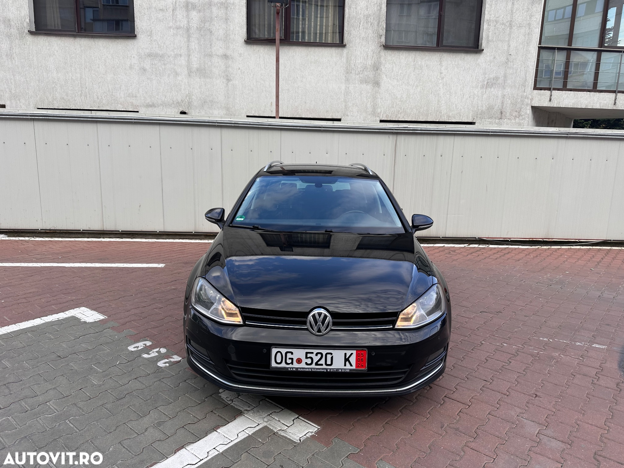 Volkswagen Golf 1.6 TDI DSG Highline - 4