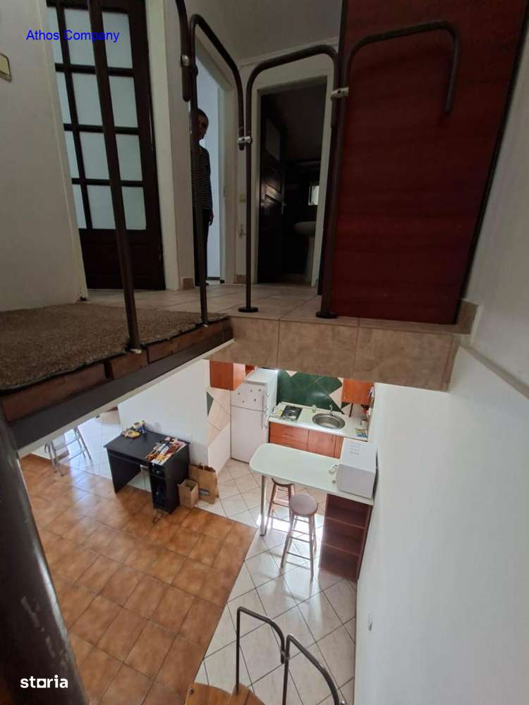 Casa/Ap.3 camere, P+1, Podul Grand la 650 euro - Imagine principală: 5/15