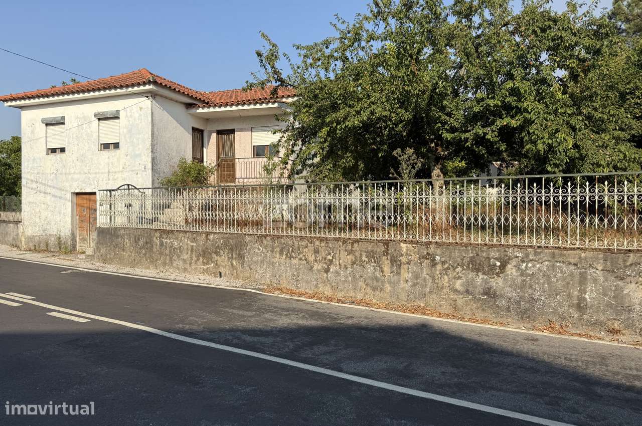 Moradia T3 com projeto aprovado em Lama - Grande imagem: 4/19