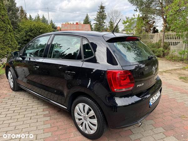 Volkswagen Polo 1.4 16V Comfortline - 24