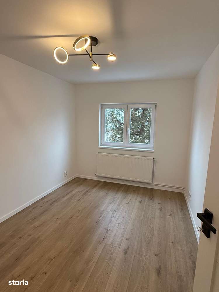 Apartament de vanzare - etaj 1-3
