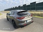 Alfa Romeo Stelvio 2.0 Turbo B-Tech Edition Q4 - 12