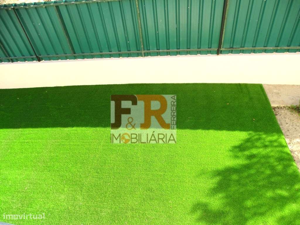 Moradia Duplex T2+1 com sótão aproveitável e Garagem Quinta do Cond...-18