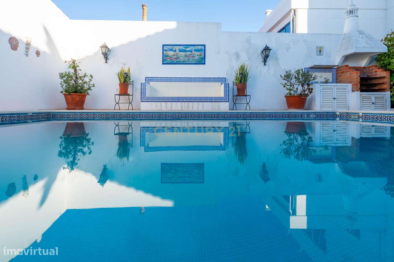 Oportunidade Rara: Moradia com Piscina e 3097m² de Terreno em Almancil-53