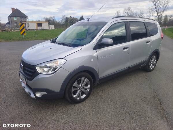 Dacia Lodgy dCi 110 Stepway - 3