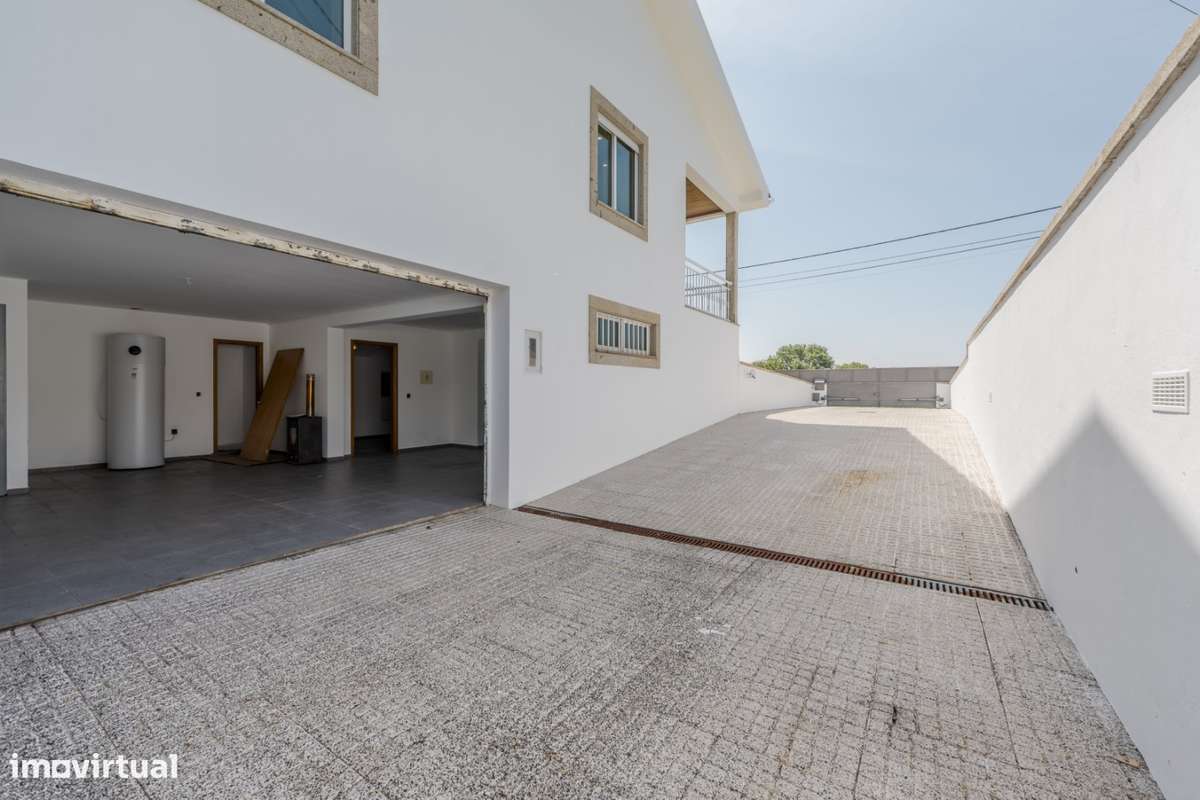 Moradia T3 em Anais - Ponte de Lima-8