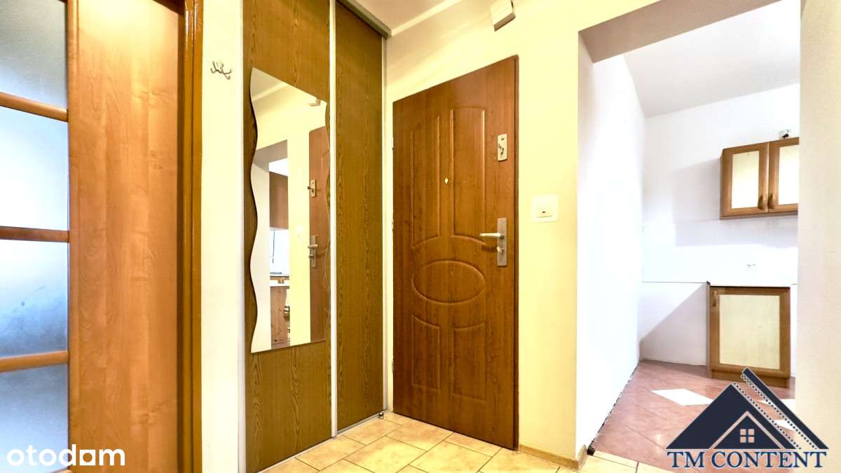 Mieszkanie z garażem w spokojnej okolicy.-8