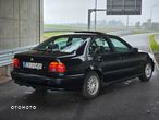 BMW Seria 5 528i - 5