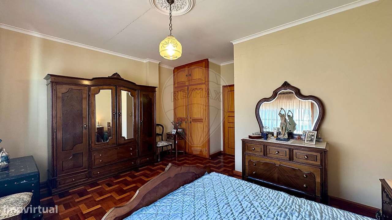 Moradia T4 para venda-13