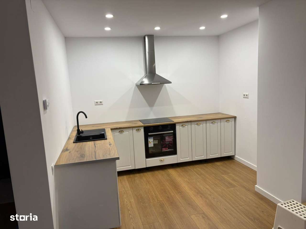 Concept9 - Inchiriere ap. 2 camere + loc de parcare - Imagine principală: 1/4