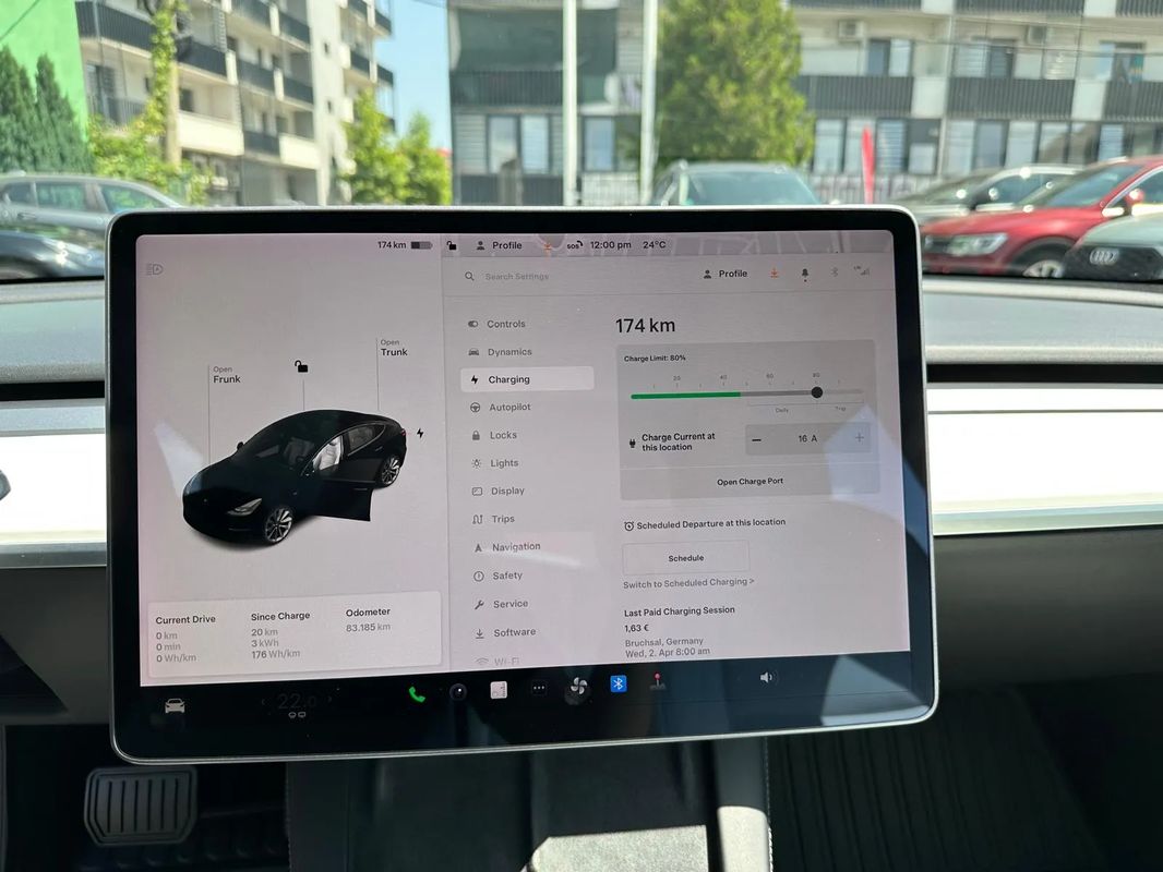Tesla Model 3 Standard Reichweite Plus Hinterradantrieb - 8