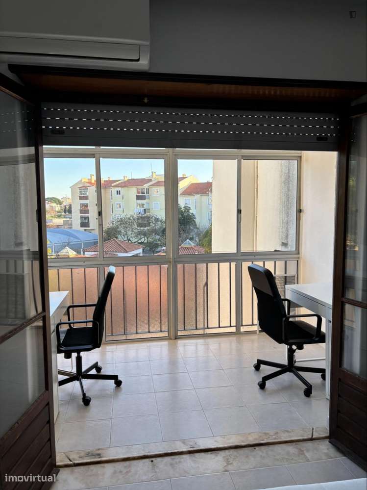 Quarto - localizado em Carcavelos Lisbon - Grande imagem: 5/10