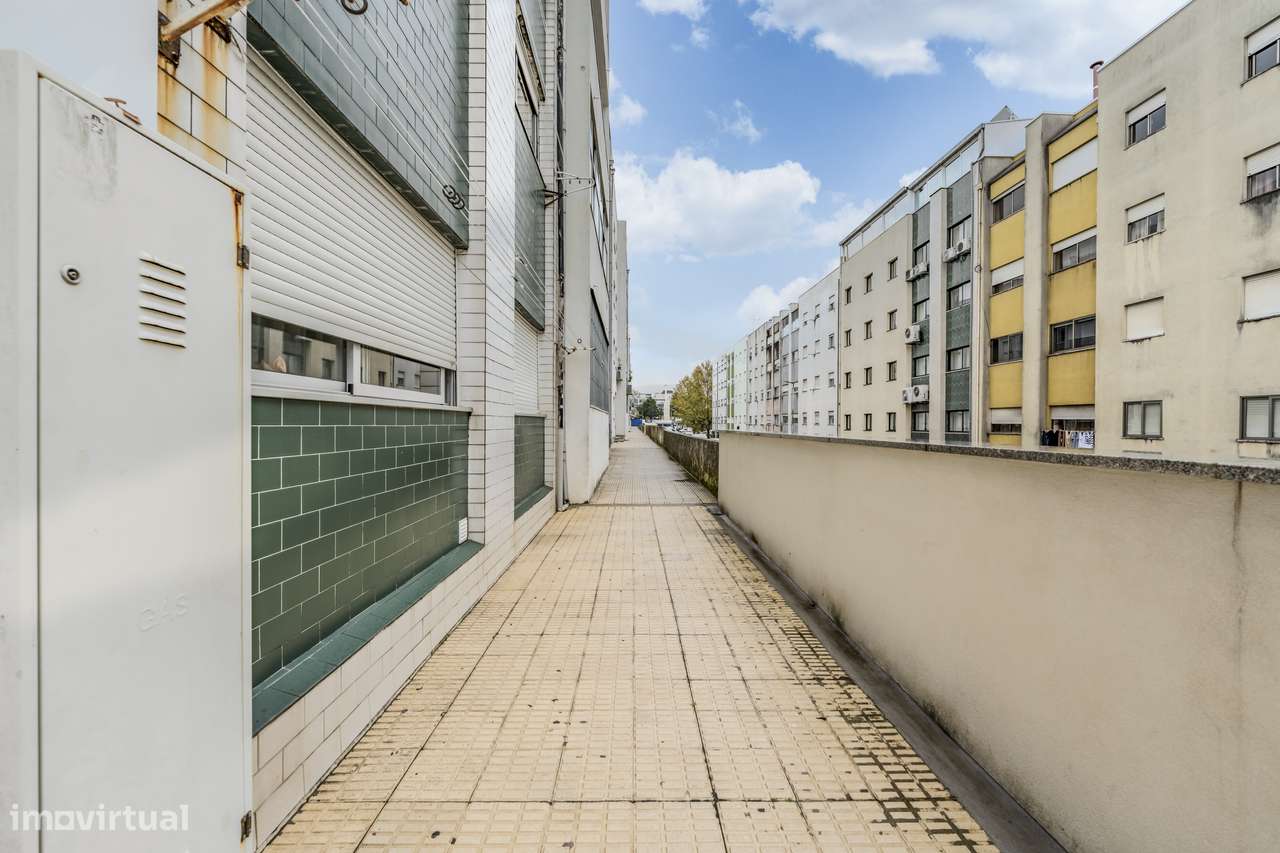 Apartamento T3 Remodelado no Centro de Braga-31