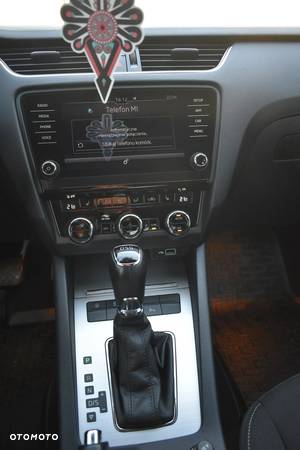 Skoda Octavia 2.0 TDI Ambition DSG - 14