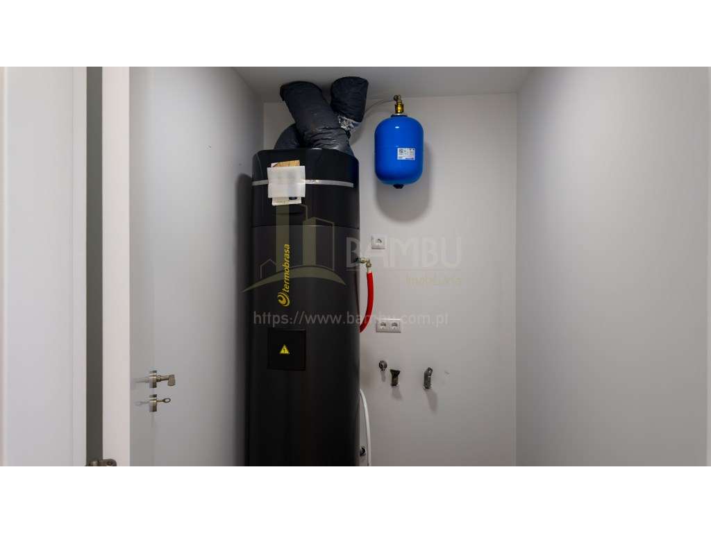 Apartamento T2 (NOVO) com lugar de garagem-11