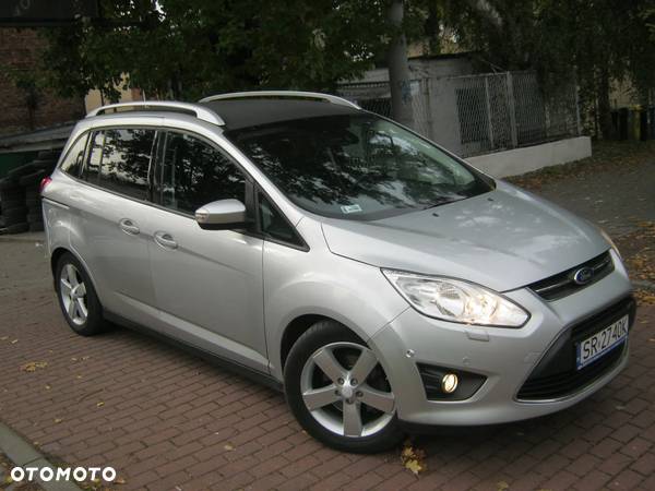 Ford Grand C-MAX - 9