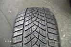 GOODYEAR Ultra Grip Performance  215/55R17 7,4mm - 1