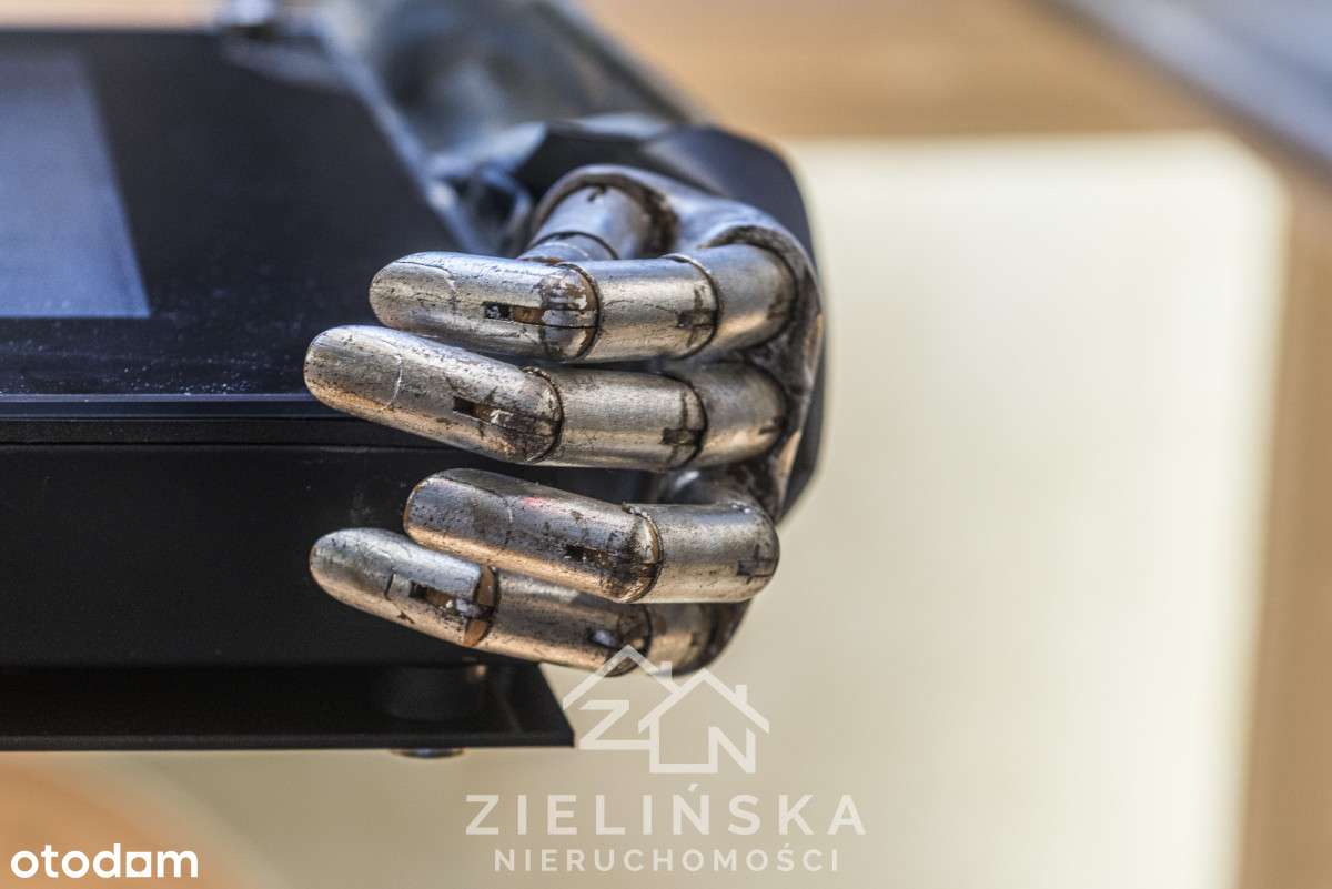 Lokal usługowy z antresolą na Powiślu-13