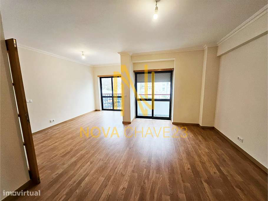 Apartamento T3 na Serra das Minas - 131m² - 2 Frentes  - Varandas-6