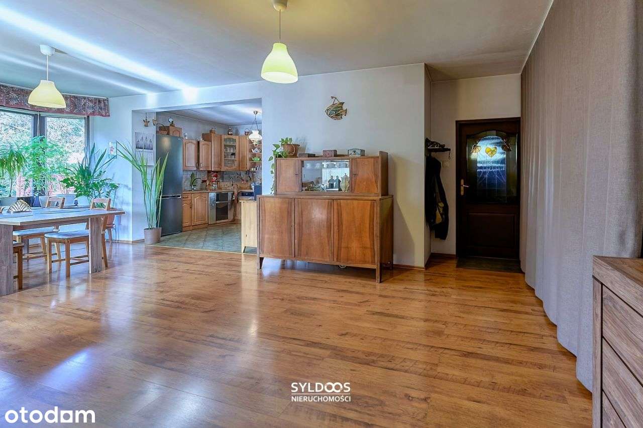 Kryspinów działka z dużym domem pod inwestycję-7