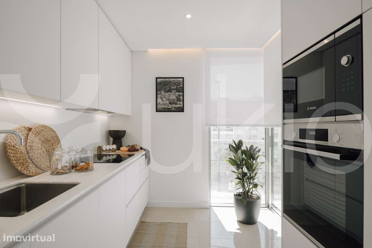 Apartamento T2 com varanda em Alvalade - Grande imagem: 4/22