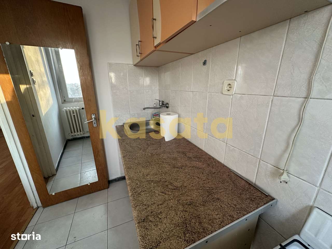 Garsonieră | Favorit | Etaj Intermediar| Metrou 2 min-4