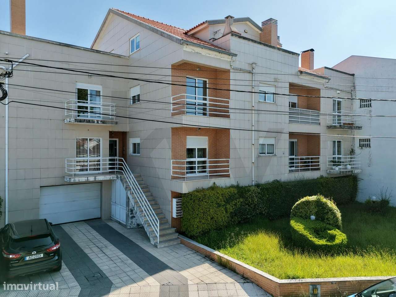Apartamento T2 +2 Duplex em Aradas - Bonsucesso, com terraço, quintal-0