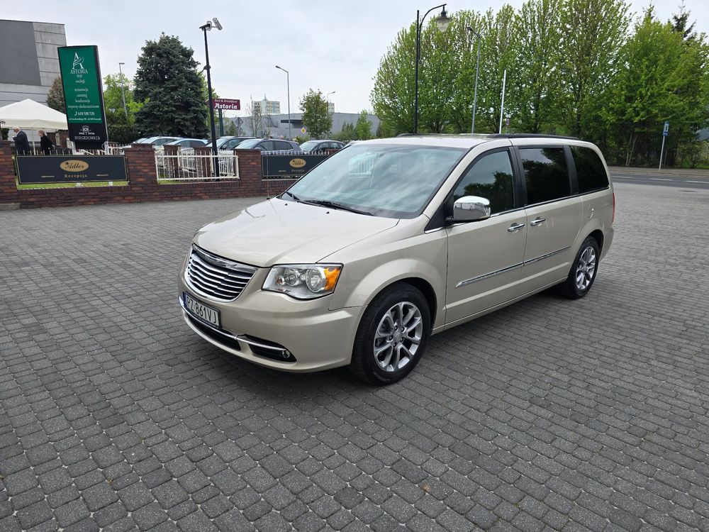 Chrysler Town & Country V 3.6 Limited 2012