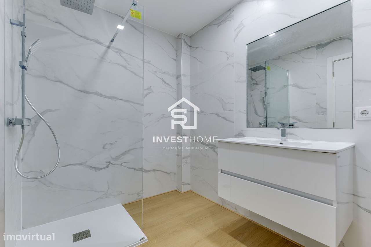 Apartamento T2+1 | Renovado | Boas Áreas | Varanda | 2 Lugares Garagem-30